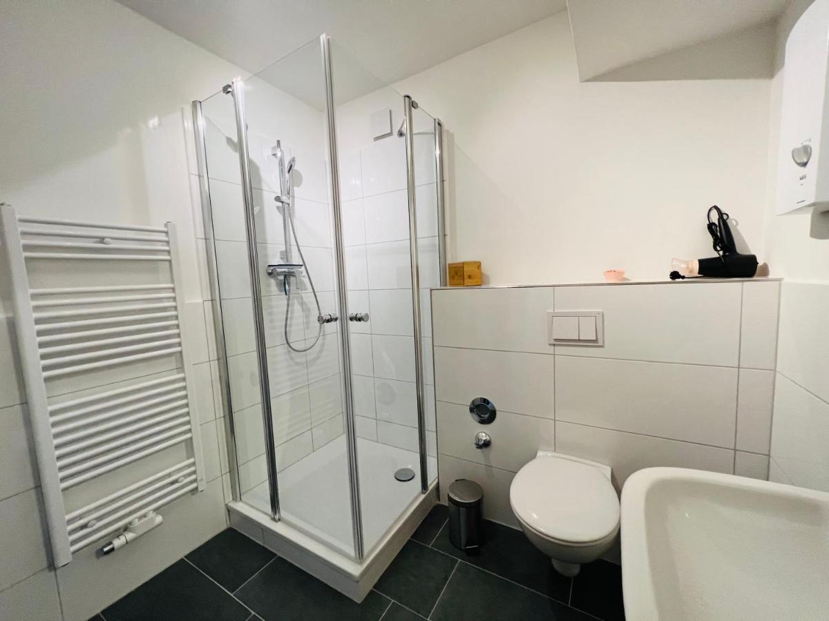 Favorite Stays - Suite And More - 10 Min Zur Messe Dusseldorf Bagian luar foto