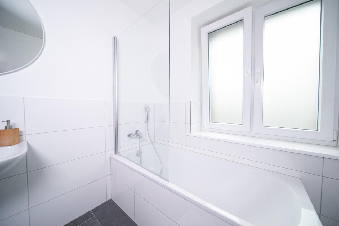Favorite Stays - Suite And More - 10 Min Zur Messe Dusseldorf Bagian luar foto